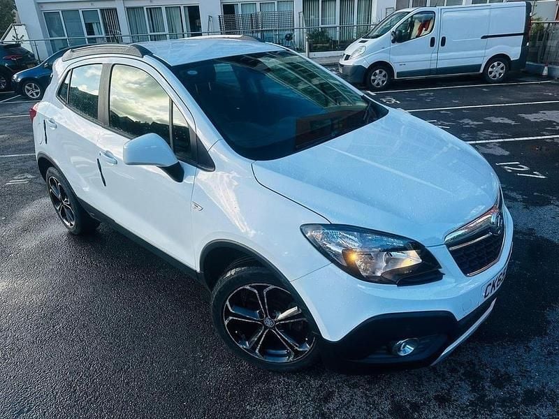 Used Vauxhall Mokka 2015 White SUV