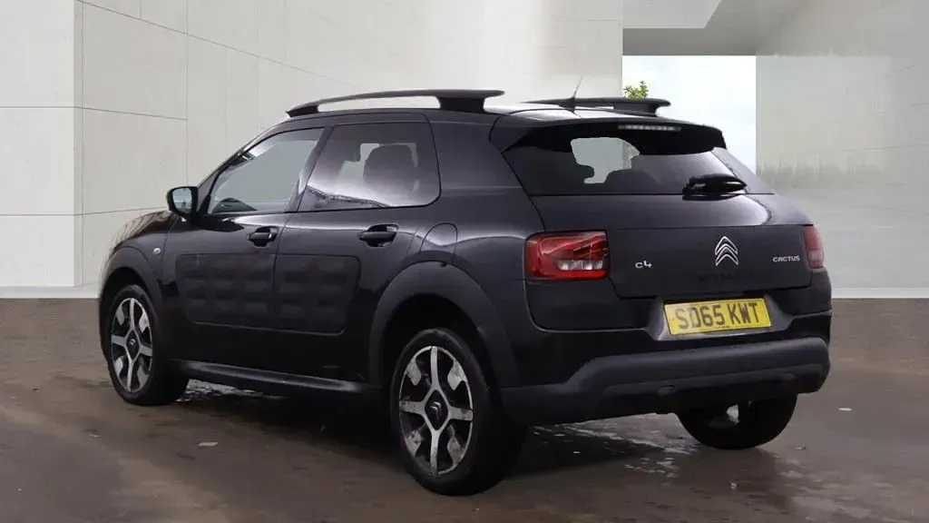 Used Citroën C4 Cactus Flair 82 HP (60 kW) 2015 Black Hatchback