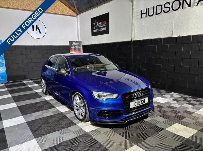 Used Audi S3 Sportback Business 420 HP (308 kW) 2015 Blue Hatchback
