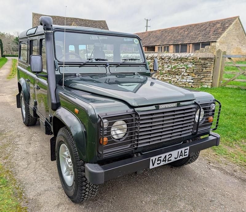Used Land Rover Defender 1999 Green Estate