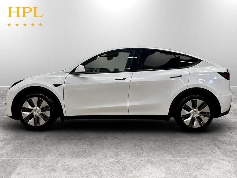 Begagnad Tesla Model Y Long Range AWD 378 kW (514 HK) 2022 Vit SUV