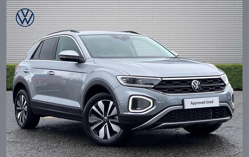 Used VW T-Roc Match 150 HP (110 kW) 2025 Silver SUV