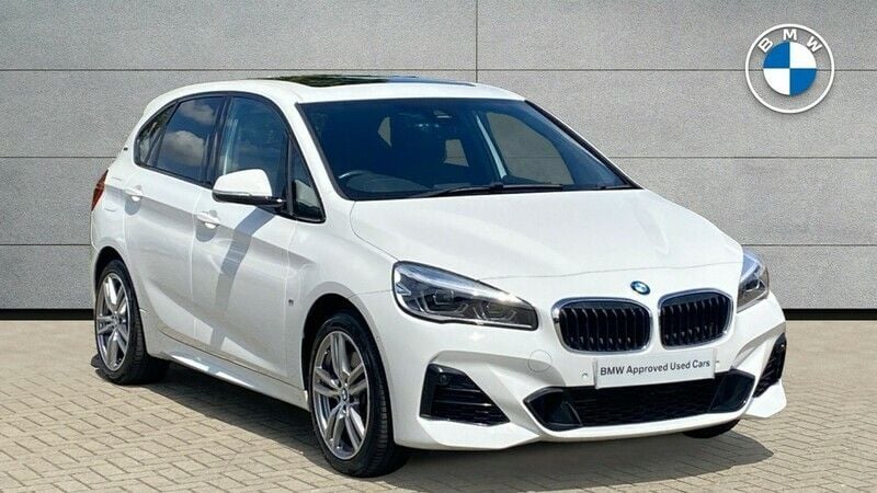 White Used 2019 BMW 225 Active Tourer M Sport MPV | £15,774 (Fair price) - Image 1/4