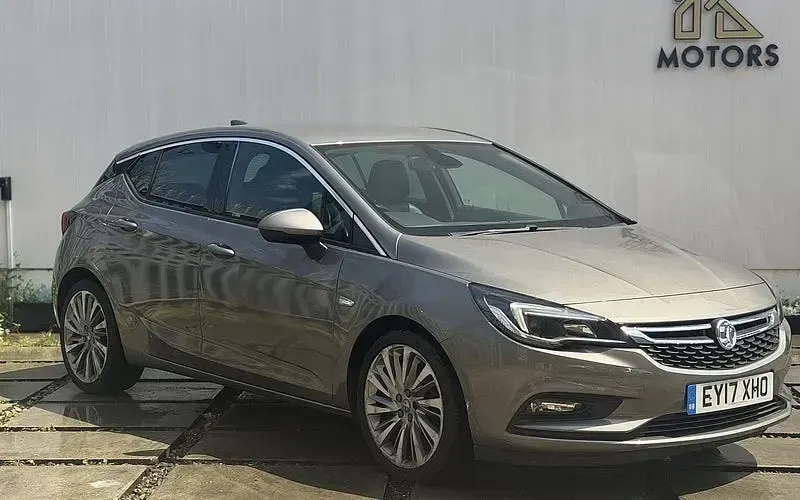 Used Vauxhall Astra Elite 150 HP (110 kW) 2019 Hatchback