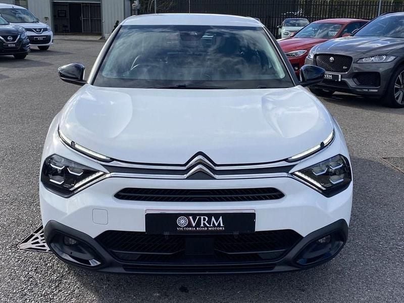 Used Citroën C4 PureTech 102 HP (75 kW) 2022 White Hatchback