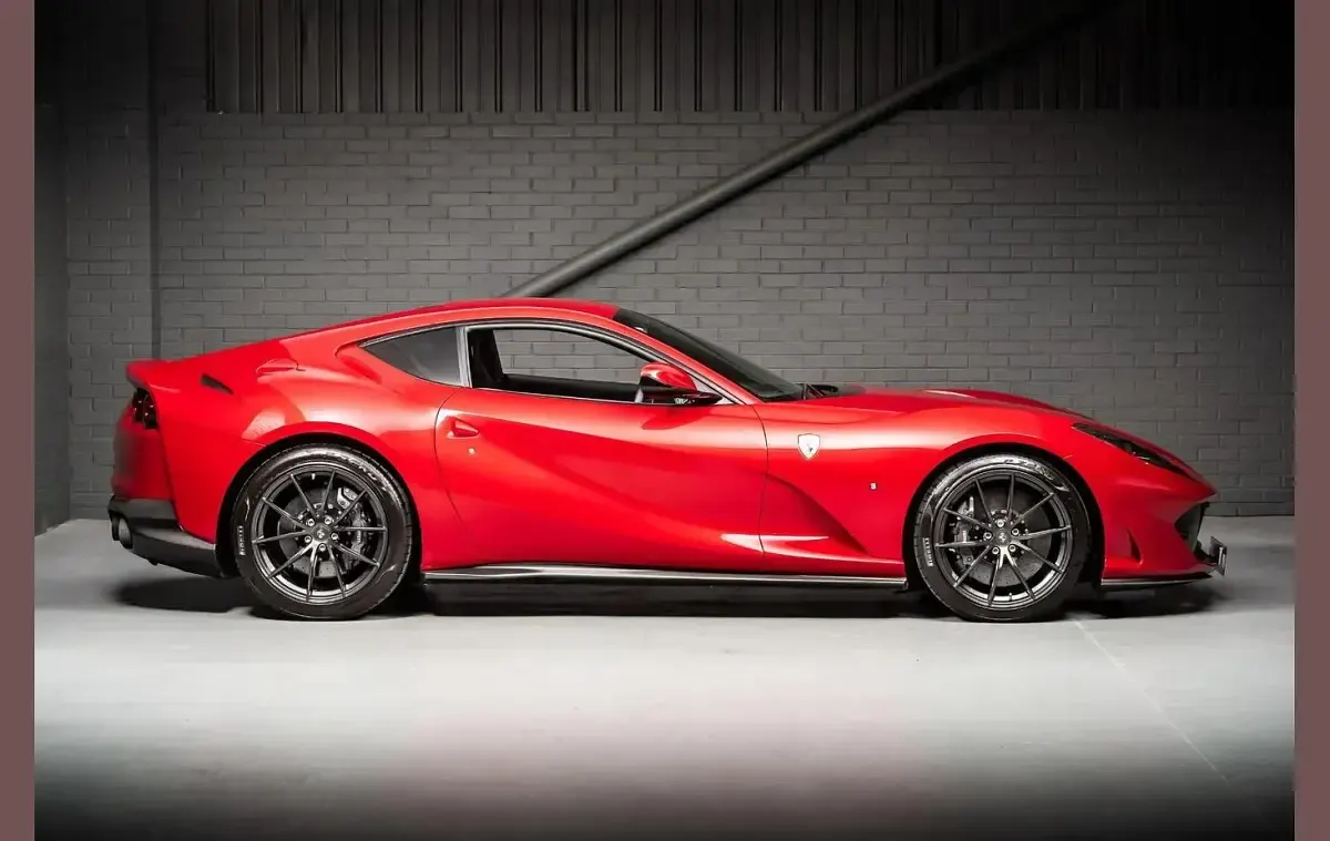 Used Ferrari 812 788 HP (579 kW) 2018 Red Coupe