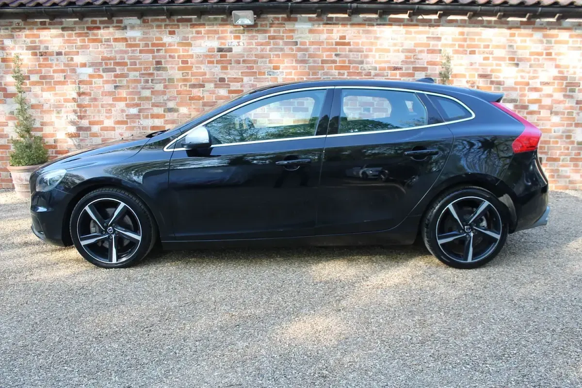 Used Volvo V40 R-Design 2015 Black Hatchback
