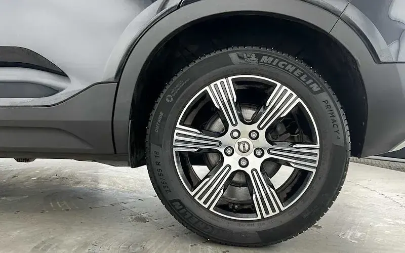Used Volvo XC40 Inscription 163 HP (119 kW) 2021 SUV