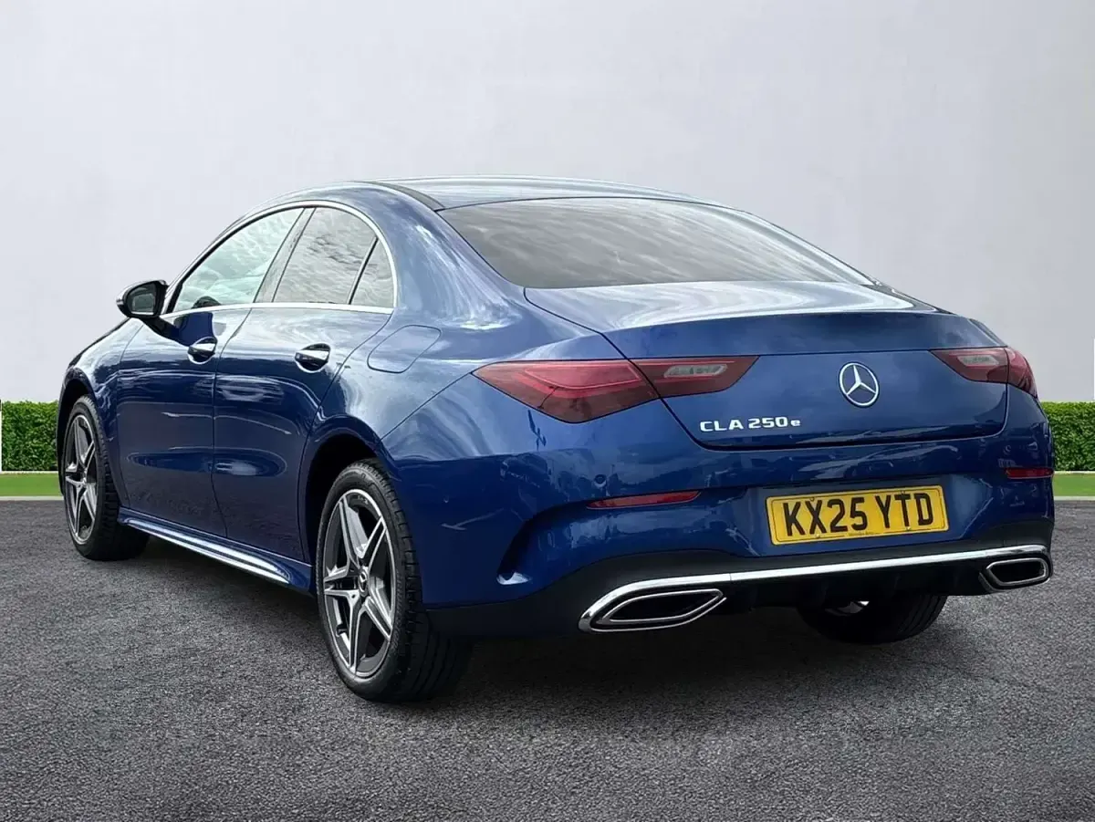 Used Mercedes CLA250e Executive 218 HP (160 kW) 2025 Blue Coupe