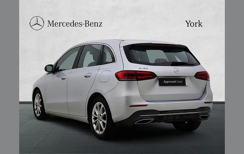 Used Mercedes B180 134 HP (98 kW) 2019 Silver MPV