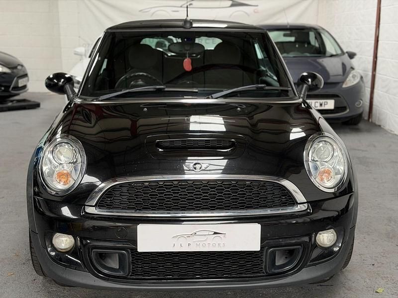 Usado Mini Cooper S Cabriolet 184 CV (135 kW) 2015 Negro Descapotable