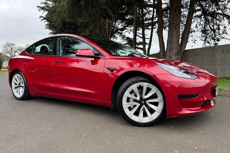Used Tesla Model 3 Standard Range Plus 239 kW (325 HP) 2020 Red Sedan