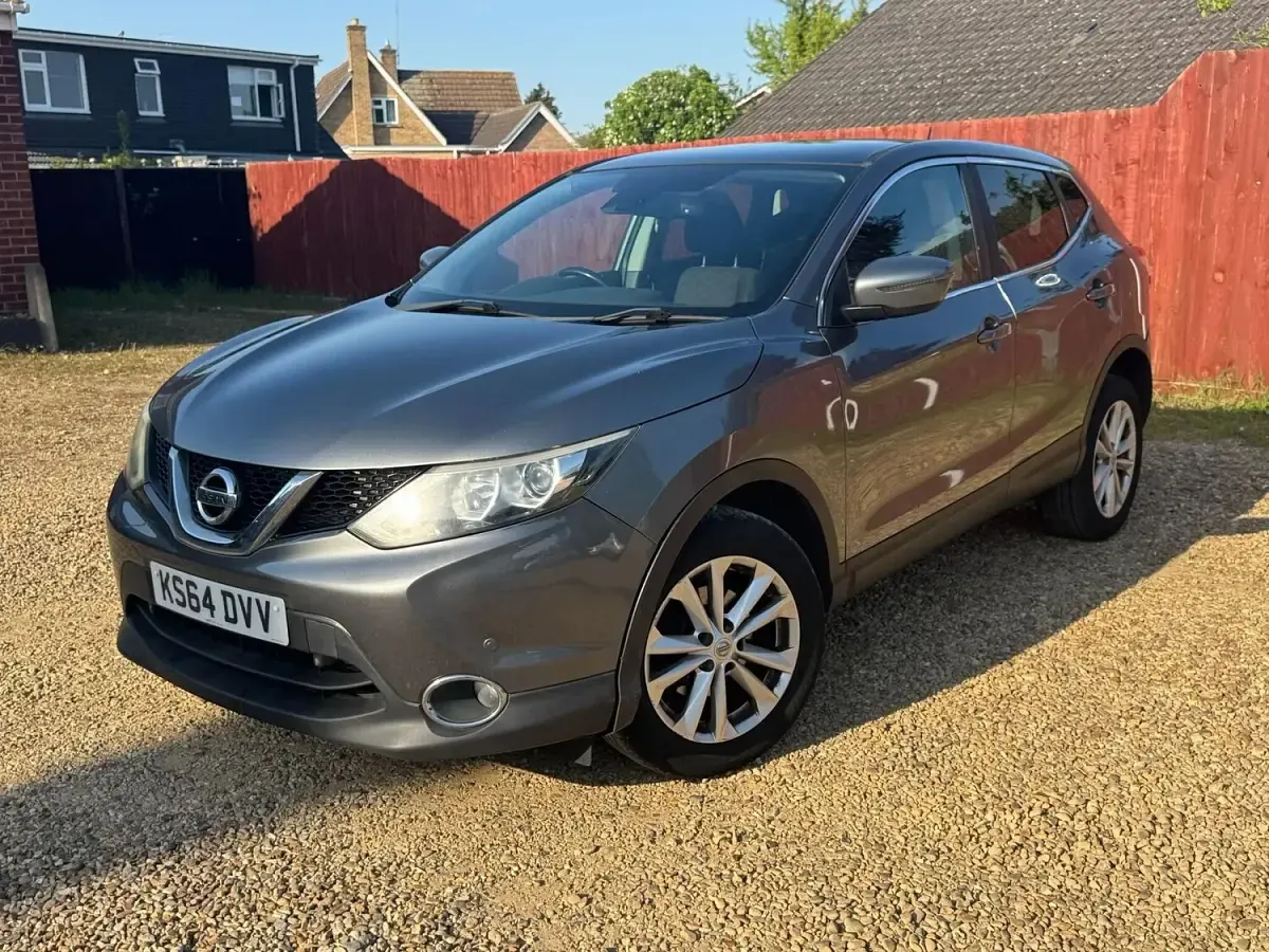 Used Nissan Qashqai Acenta Premium 2015 Grey SUV