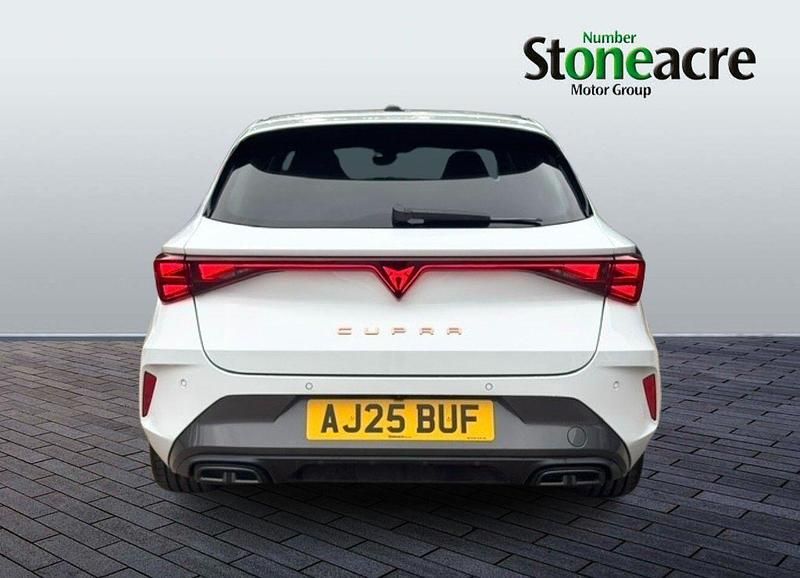 New Cupra Leon 2025 White Estate