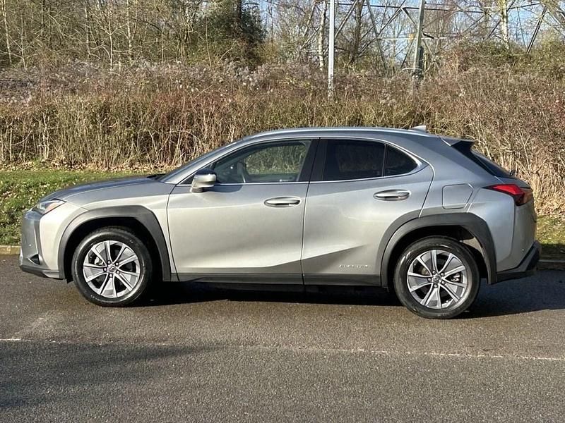 Used Lexus UX 150 kW (204 HP) 2022 Silver SUV