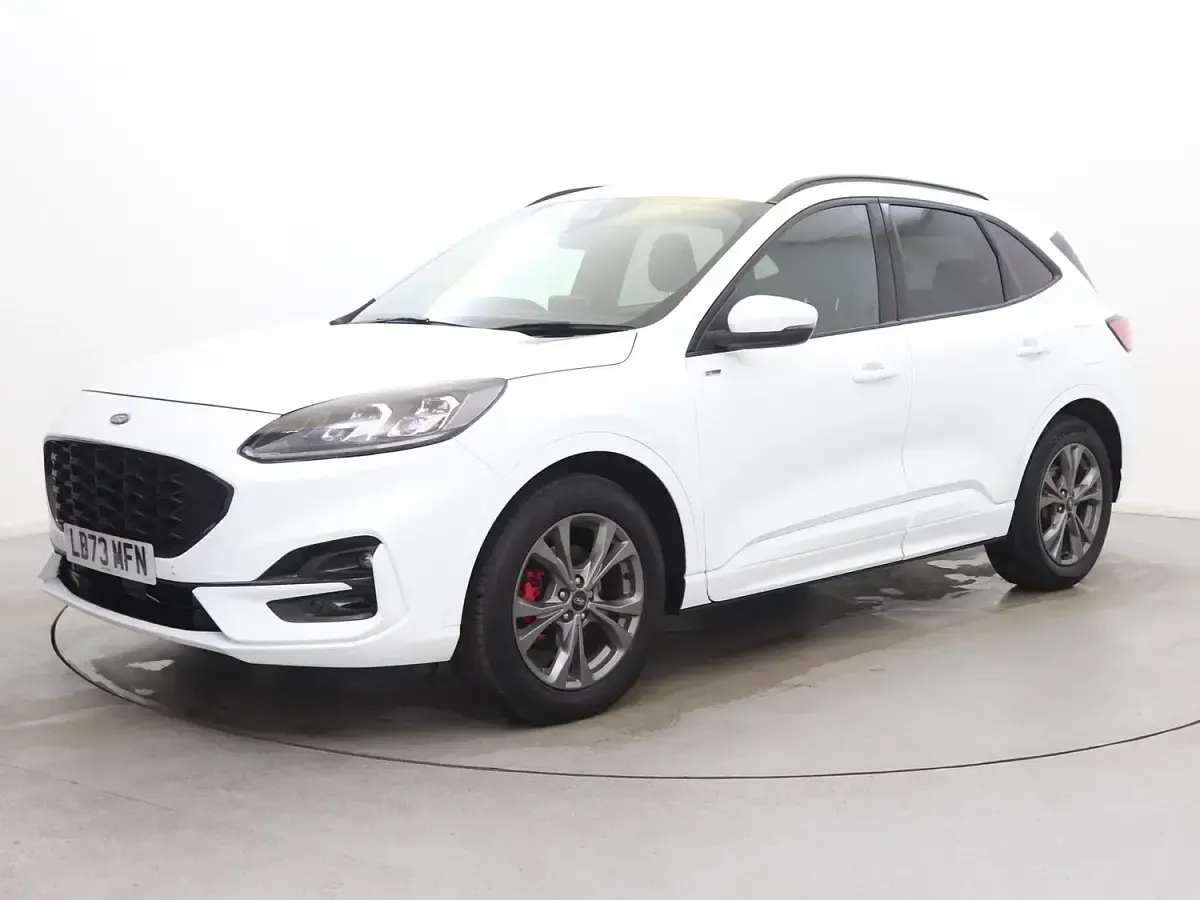 Used Ford Kuga ST-Line 190 HP (139 kW) 2023 White SUV