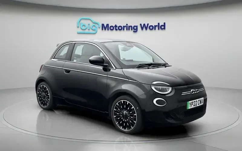 Used Fiat 500e La Prima 86 kW (118 HP) 2026 Hatchback