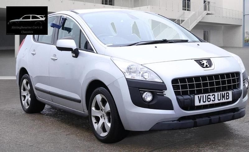 Silver Used 2013 Peugeot 3008 Active SUV | £3,295 (Fair price) - Image 1/4