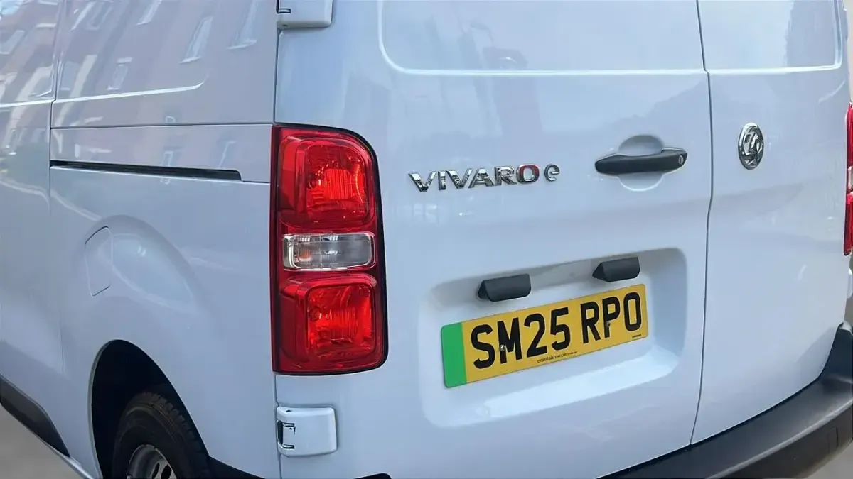 Used Vauxhall Vivaro 98 kW (134 HP) 2025 White MPV