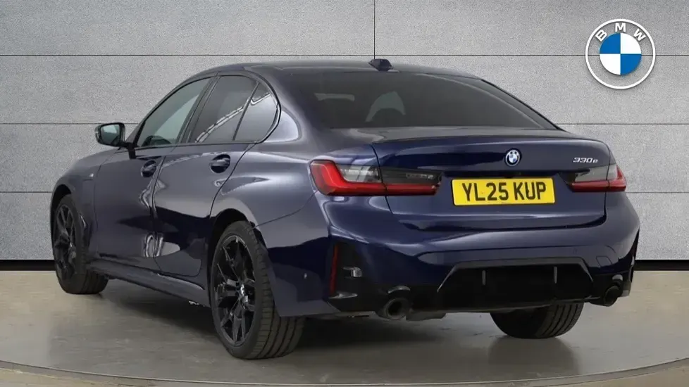 Used BMW 330 M Sport 288 HP (211 kW) 2025 Blue