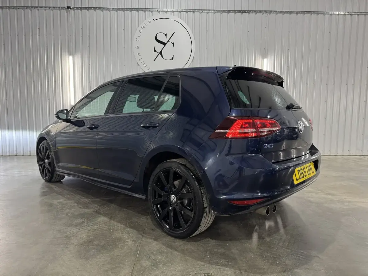 Used VW Golf VII GTE 204 HP (150 kW) 2015 Blue Hatchback