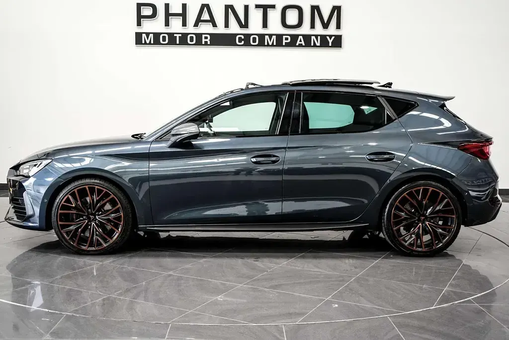 Used Cupra Leon VZ2 245 HP (180 kW) 2024 Grey Hatchback