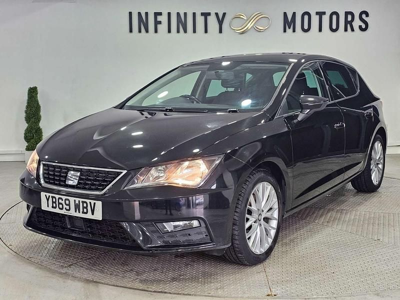 Used Seat Leon SE Dynamic 130 HP (95 kW) 2019 Black Hatchback