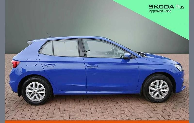 Used Skoda Fabia Comfort 94 HP (69 kW) 2023 Energy blue Hatchback