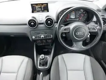 Used Audi A1 Sport 95 HP (69 kW) 2017 White Hatchback