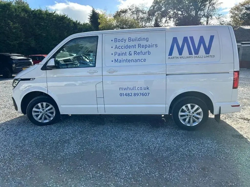 Used VW Transporter Highline 150 HP (110 kW) 2024 White Van