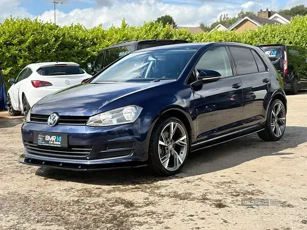 Used VW Golf VII S 110 HP (80 kW) 2017 Blue Hatchback