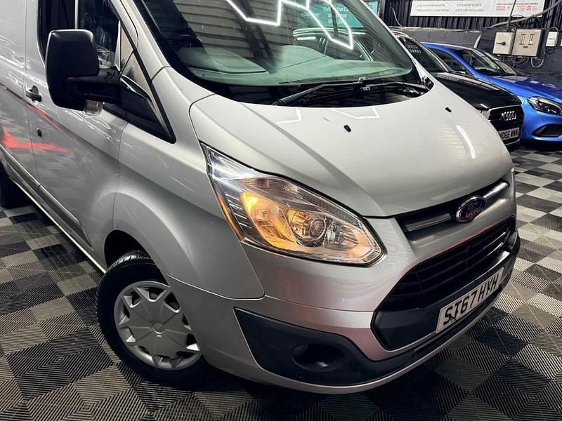 Used Ford Transit Custom Trend 130 HP (95 kW) 2017 Silver Van