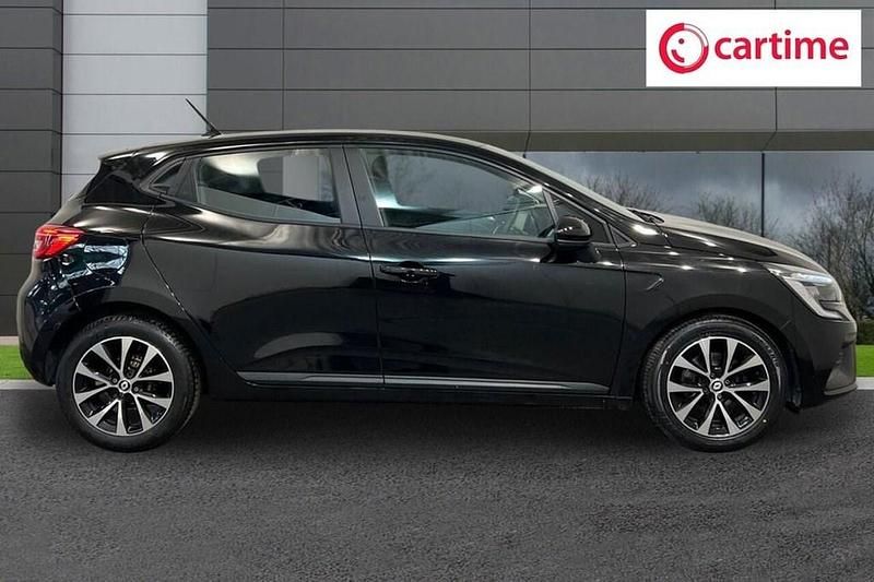 Used Renault Clio V Evolution 90 HP (66 kW) 2023 Black Hatchback