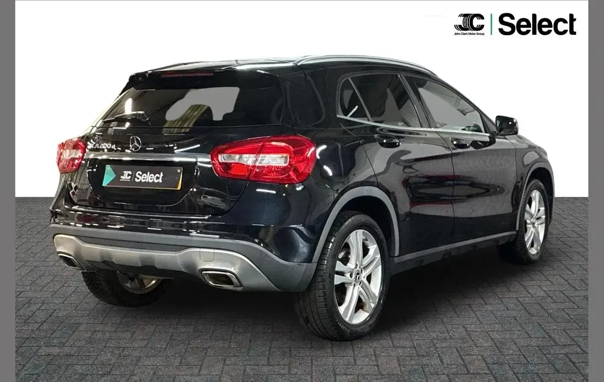 Used Mercedes GLA200 134 HP (98 kW) 2017 Black SUV