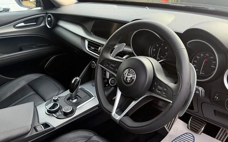 Used Alfa Romeo Stelvio Edizione Speciale 209 HP (153 kW) 2019 SUV