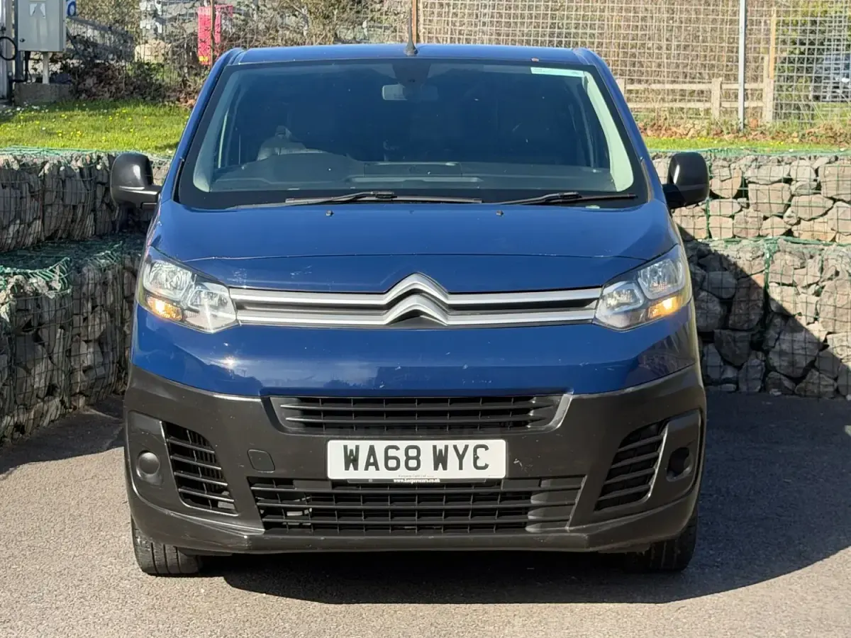 Used Citroën Dispatch 2018 Imperial blue MPV
