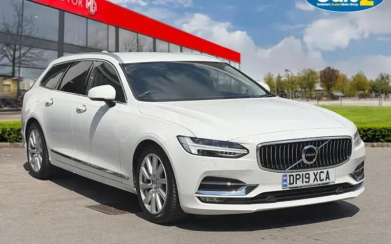 Used Volvo V90 Inscription 190 HP (139 kW) 2019 Estate