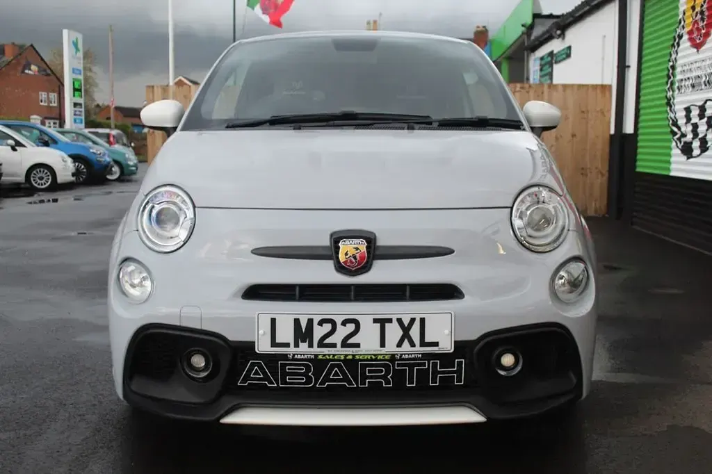 Used Abarth 695 Esseesse 180 HP (132 kW) 2022 Grey Hatchback