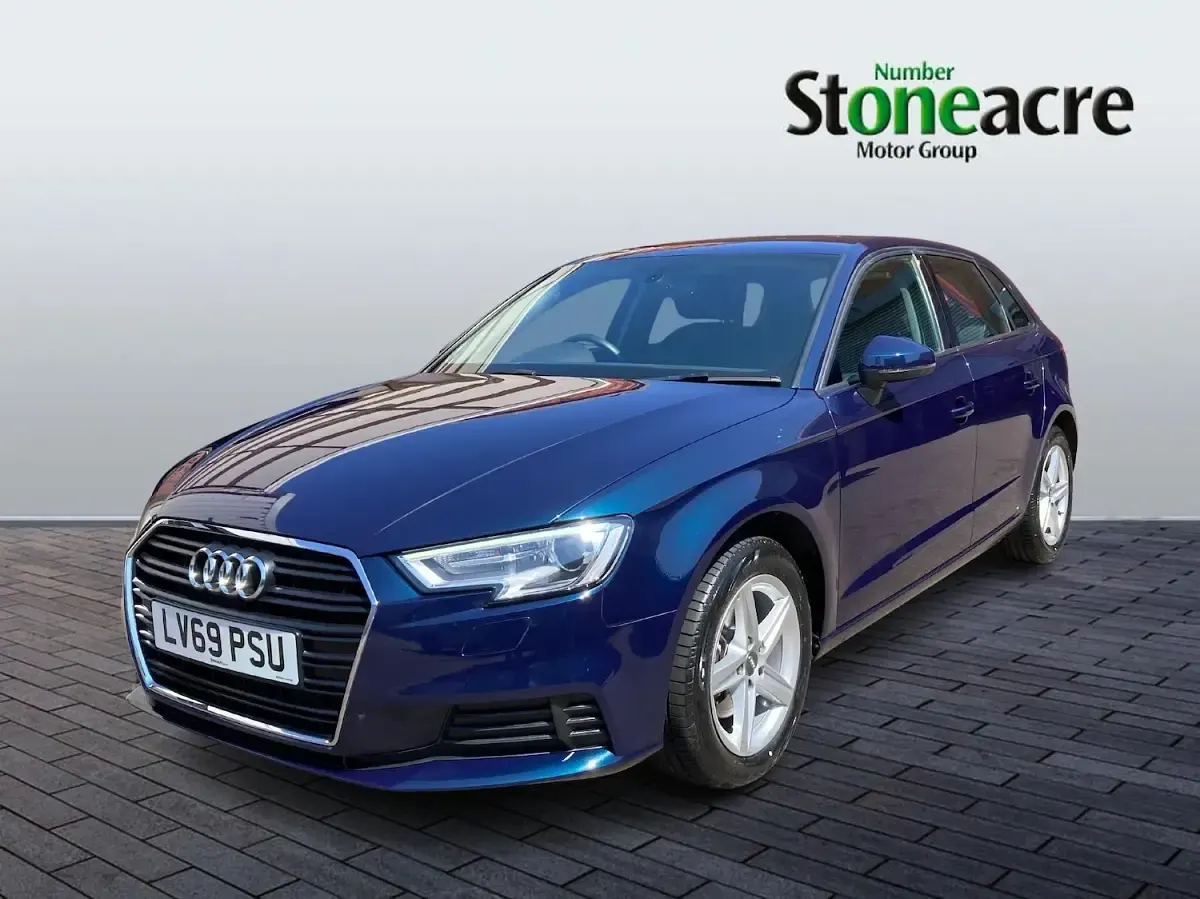 Used Audi A3 Sportback Design 150 HP (110 kW) 2019 Blue Hatchback