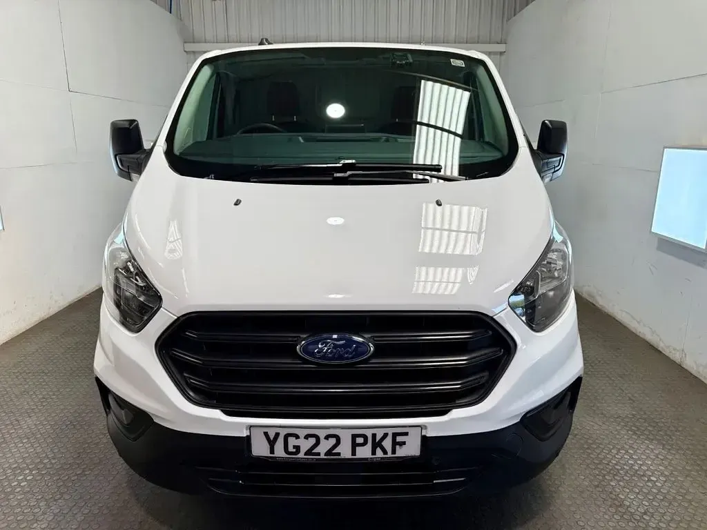 Used Ford Transit Custom S 105 HP (77 kW) 2022 White Van