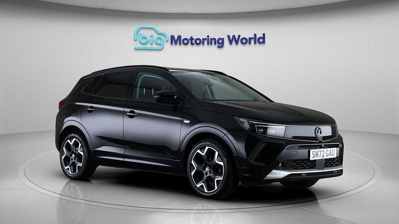 Used Vauxhall Grandland X Ultimate 131 HP (96 kW) 2023 Black SUV