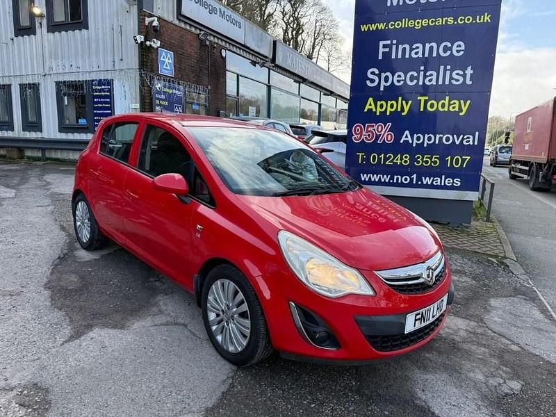 Used Vauxhall Corsa Excite 75 HP (55 kW) 2011 Red Hatchback
