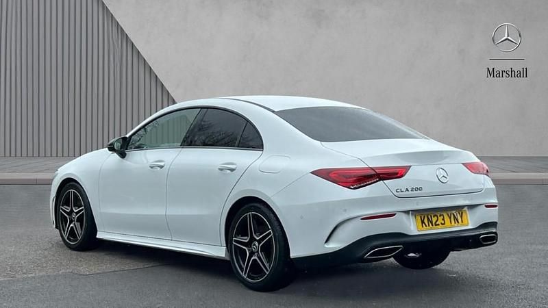 Used Mercedes CLA200 Executive 163 HP (119 kW) 2023 White