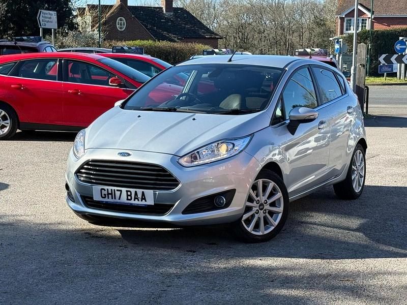 Used Ford Fiesta Titanium 2017 Silver Hatchback