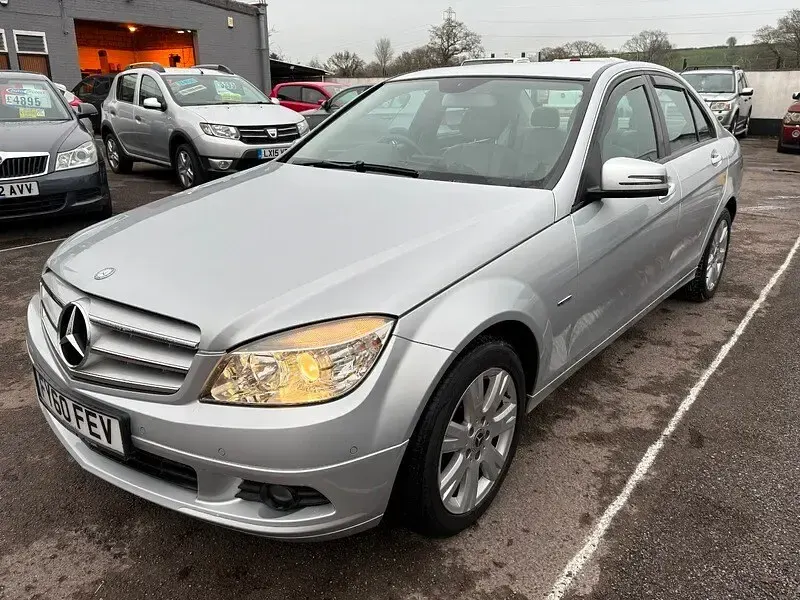 Used Mercedes C220 Executive 170 HP (125 kW) 2010 Silver Sedan