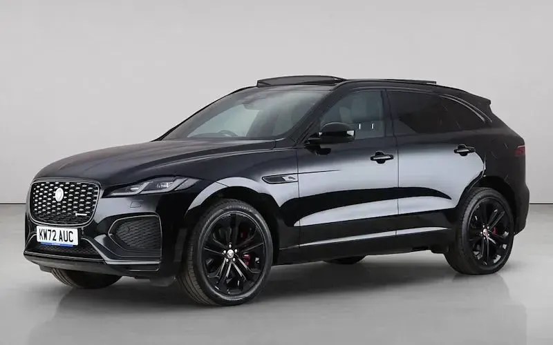 Used Jaguar F-Pace R-Dynamic 404 HP (297 kW) 2022 Black SUV