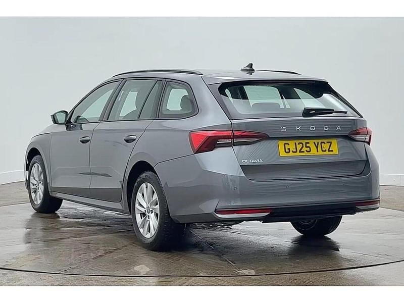 Used Skoda Octavia SE Technology 110 HP (80 kW) 2025 Graphite grey metallic Estate