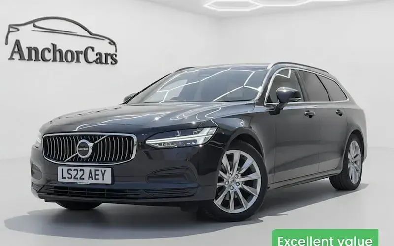 Used Volvo V90 Momentum 197 HP (144 kW) 2021 Estate