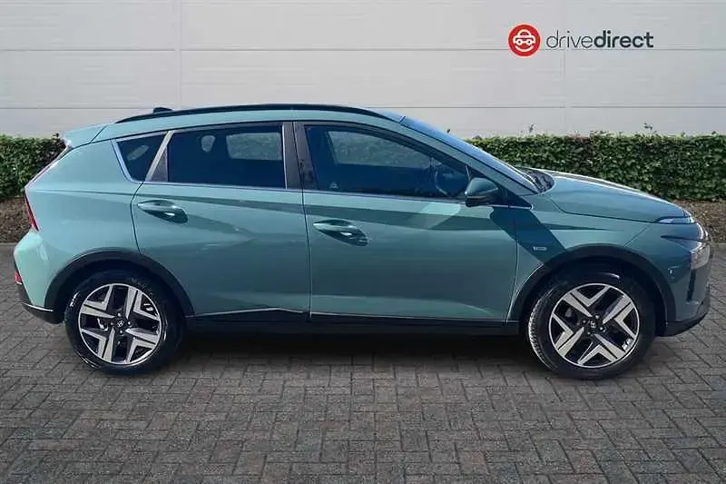 Used Hyundai Bayon Premium 100 HP (73 kW) 2023 Green SUV
