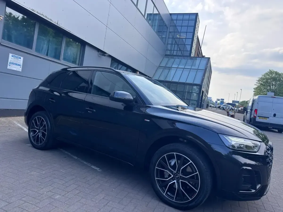 Used Audi Q5 Black Edition 268 HP (197 kW) 2024 Black SUV